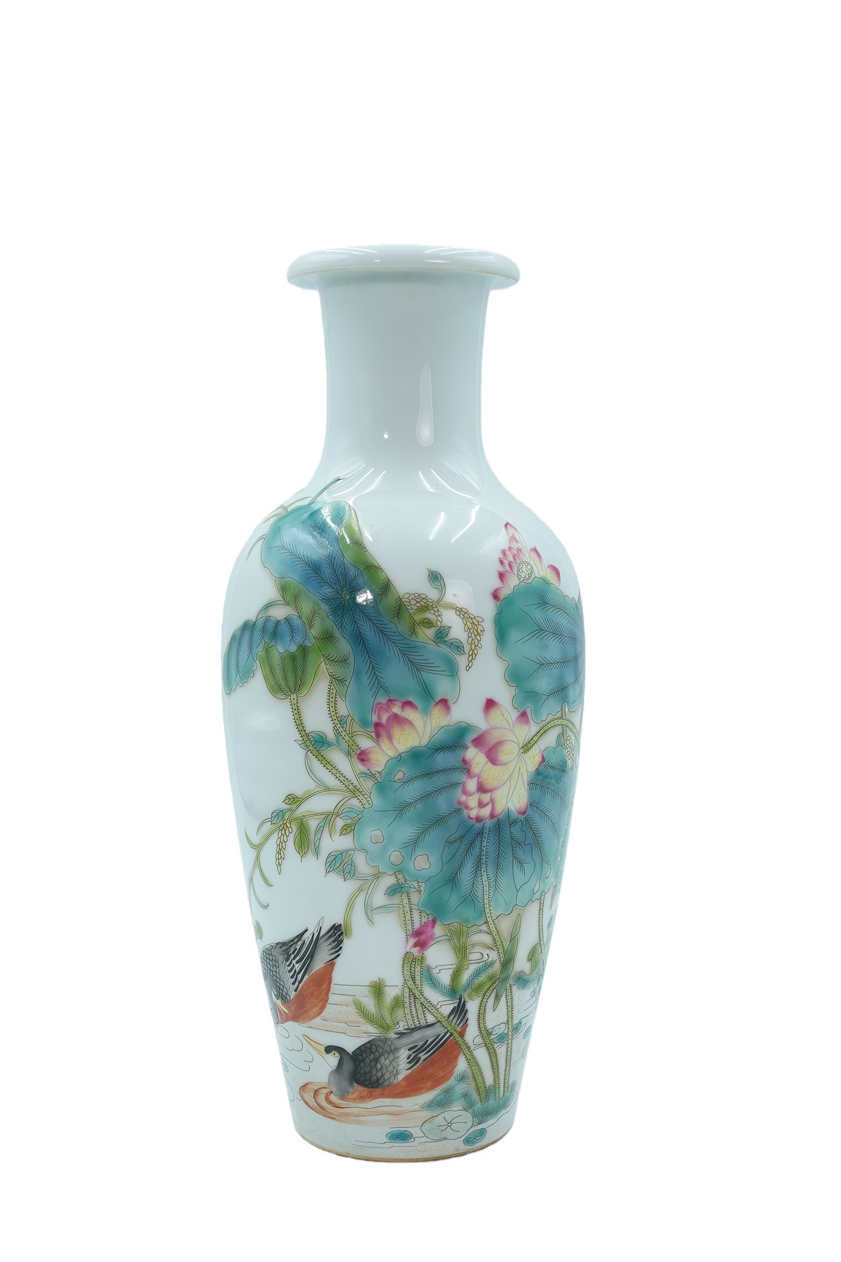 珐琅彩鸳鸯戏水赏瓶